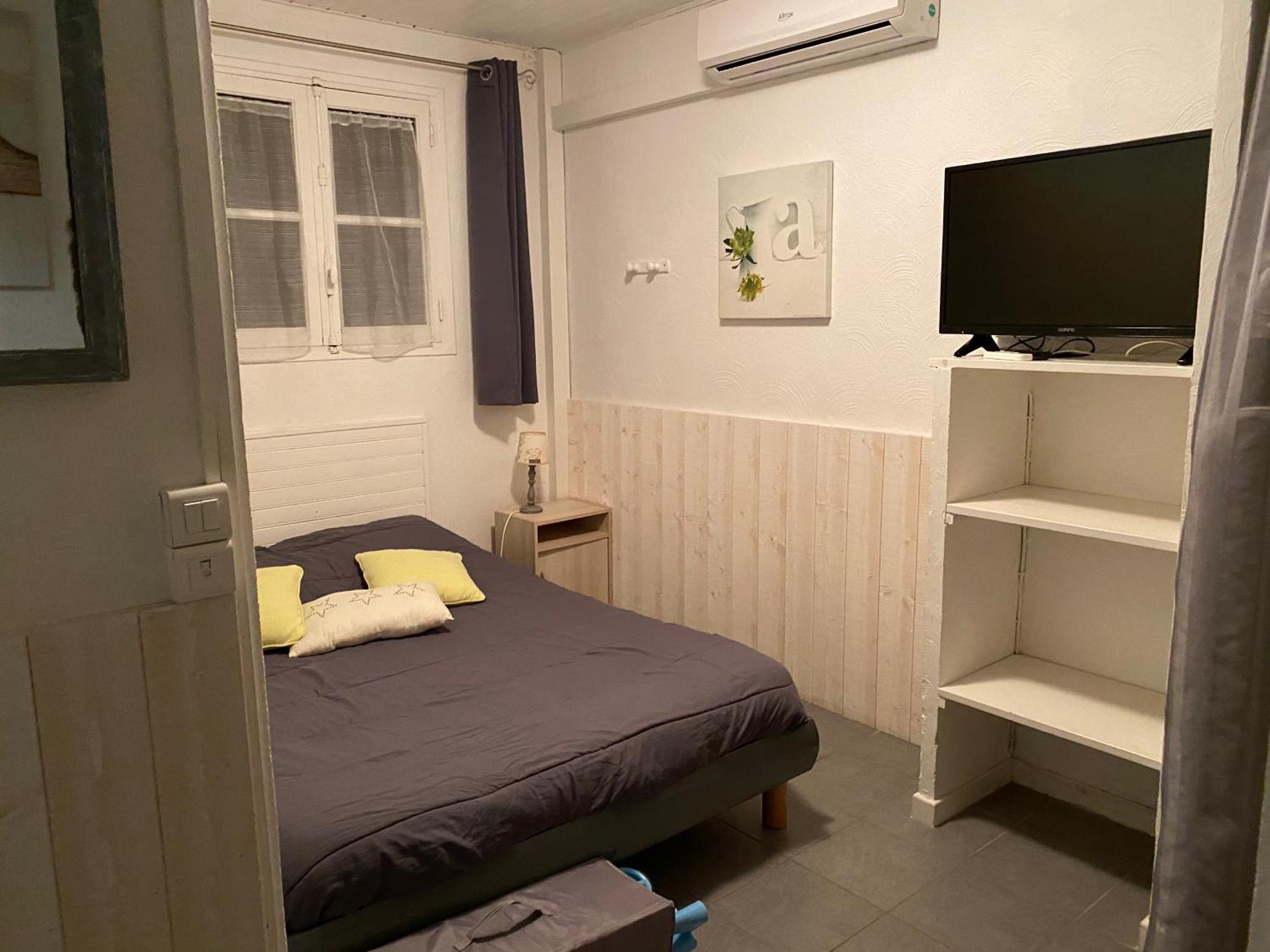 Apartament Hyeres Studio Les Pieds Dans L Eau Au Grand Sud Zewnętrze zdjęcie